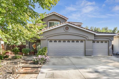 2862 Mallorca Ln, Davis, CA, 95618-6579 | Card Image