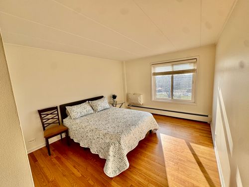 apt-522n-18 E Old Willow Rd, Prospect Heights, IL, 60070-1966 | Card Image