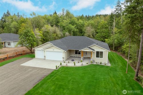 14811 62nd Ave Nw, Gig Harbor, WA, 98332-8739 | Card Image