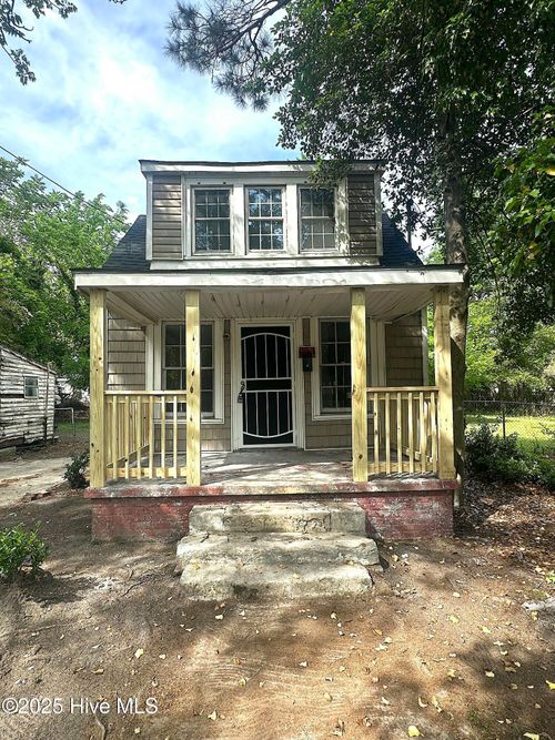 505 Green St E, Wilson, NC, 27893-4153 | Card Image