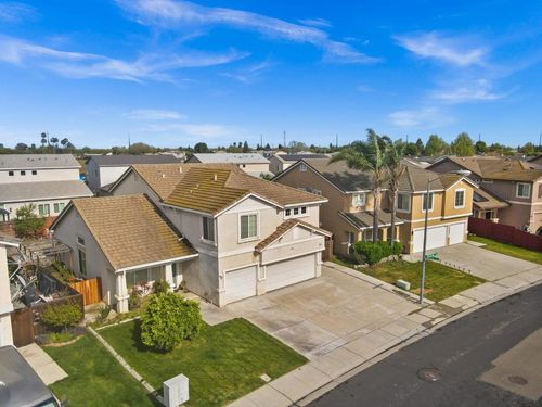 354 Vasconcellos Ave, Manteca, CA, 95336-8658 | Card Image