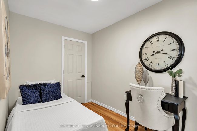 180 Gammage St, House other with 5 bedrooms, 2 bathrooms and 2 parking in London ON | Image 23