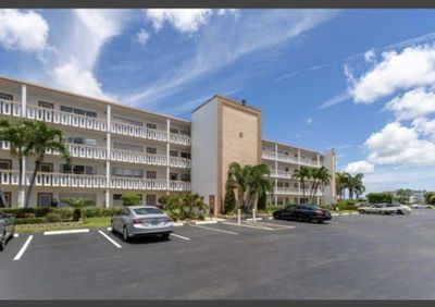 C - 2053 Cornwall, Condo with 1 bedrooms, 1 bathrooms and null parking in Boca Raton FL | Image 1