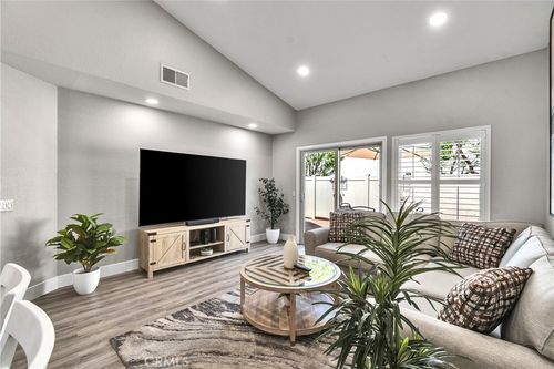 unit-c-1601 Wintergreen Ln, Corona, CA, 92879-7543 | Card Image