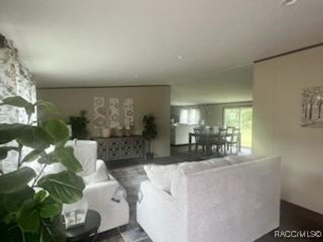 11211 Se 201 St St, House other with 4 bedrooms, 2 bathrooms and 1 parking in INGLIS FL | Image 7