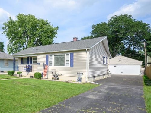 105 N Chase Ave, Bartlett, IL, 60103-4130 | Card Image