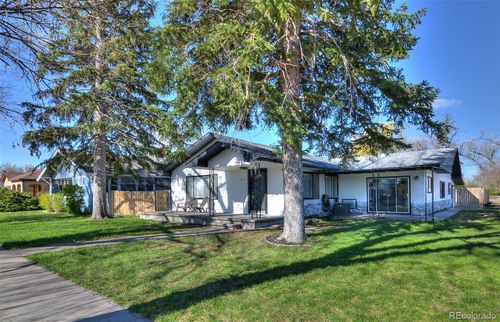 693 E Ave, Limon, CO, 80828-5082 | Card Image