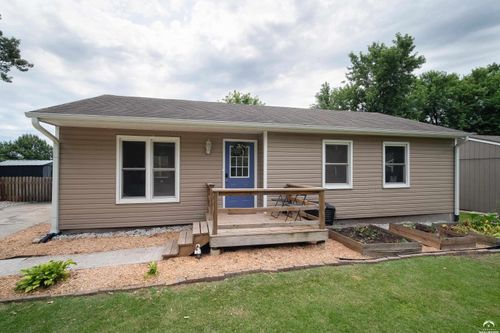 2712 Rawhide Ln, Lawrence, KS, 66046-5162 | Card Image
