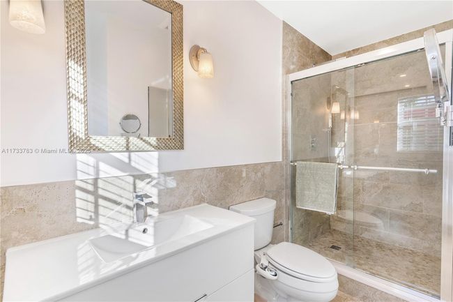 300 187 Th St, House other with 3 bedrooms, 2 bathrooms and null parking in Sunny Isles Beach FL | Image 21