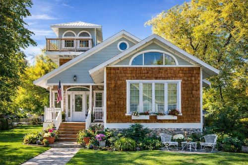 15378 Oakwood Ave, Clear Lake, IA, 50428-9011 | Card Image