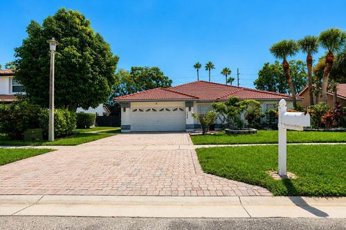 7606 Briar Cliff Cir, Lake Worth, FL, 33467-7929 | Card Image