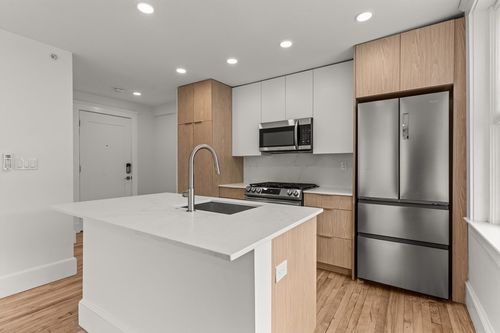 apt-303-26 Bradlee Rd, Medford, MA, 02155-3174 | Card Image