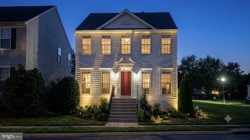 17068 Loftridge Ln, GAINESVILLE, VA, 20155-6213 | Card Image