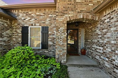 9900 N 114th Court, House other with 4 bedrooms, 2 bathrooms and null parking in Owasso OK | Image 2