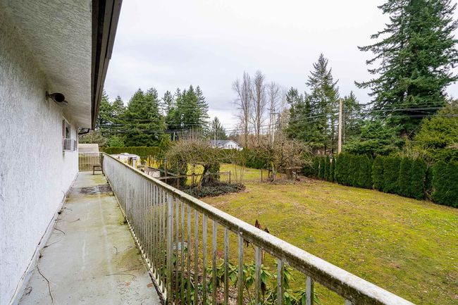 3185 240 Street, House other with 5 bedrooms, 3 bathrooms and null parking in Langley BC | Image 6