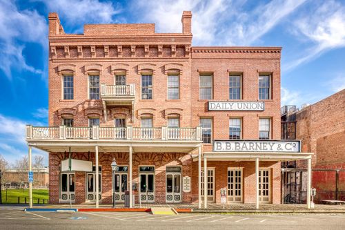 117 J St, Sacramento, CA, 95814-2206 | Card Image