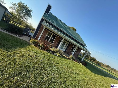 250 Redfern Ln, Custer, KY, 40115-5318 | Card Image