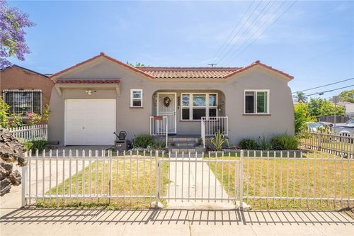 700 E 77th St, Los Angeles, CA, 90001-2815 | Card Image