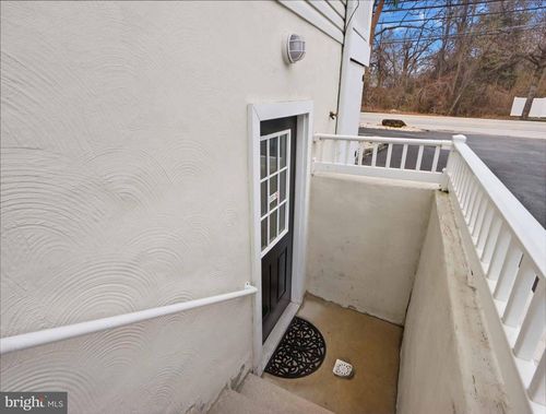 8147 Hog Neck Rd, PASADENA, MD, 21122-2214 | Card Image