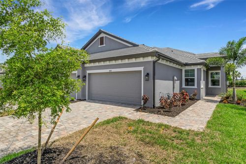 18181 Cherished Loop, LAKEWOOD RANCH, FL, 34211-5581 | Card Image