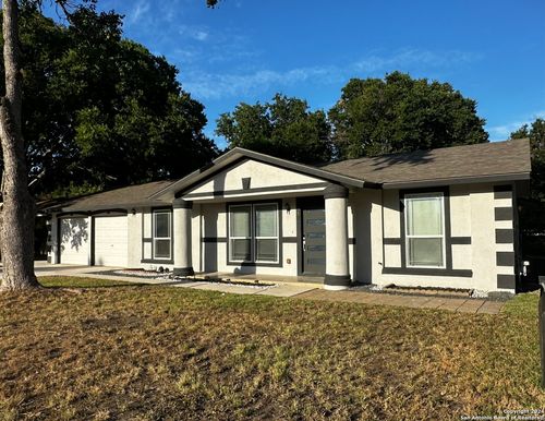 8426 Glen Ct, San Antonio, TX, 78239-3021 | Card Image
