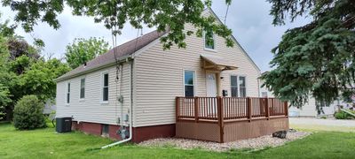 60 Sheldon Street, House other with 3 bedrooms, 1 bathrooms and null parking in Galesburg IL | Image 2