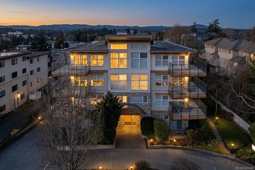 502-2940 Harriet Rd, Victoria, BC, V9A1T3 | Card Image