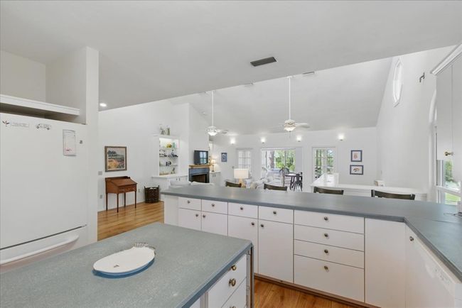 16431 Sw 120 Th Pl, House other with 3 bedrooms, 3 bathrooms and 2 parking in CEDAR KEY FL | Image 6