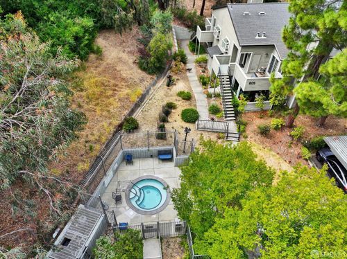 apt-b-605 Canyon Oaks Dr, Oakland, CA, 94605-5913 | Card Image