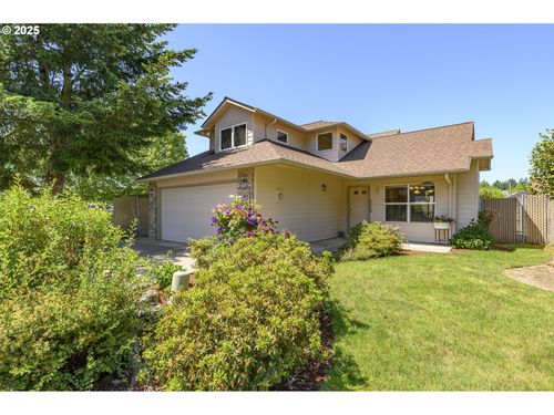 305 Ne Fircrest Pl, McMinnville, OR, 97128-9016 | Card Image