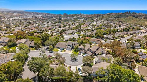 25112 Danalaurel, Dana Point, CA, 92629-1195 | Card Image