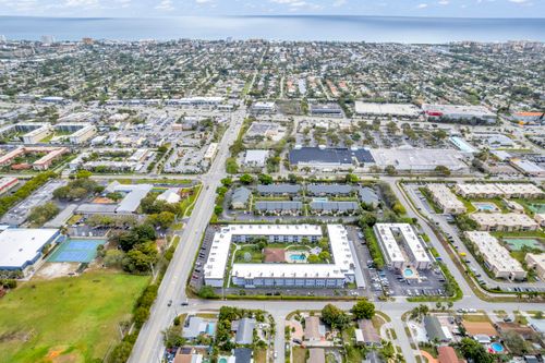 205-400 Se 10th St, Deerfield Beach, FL, 33441-5593 | Card Image