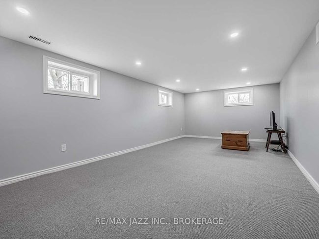 416 Annapolis Ave, House other with 3 bedrooms, 2 bathrooms and 2 parking in Oshawa ON | Image 21