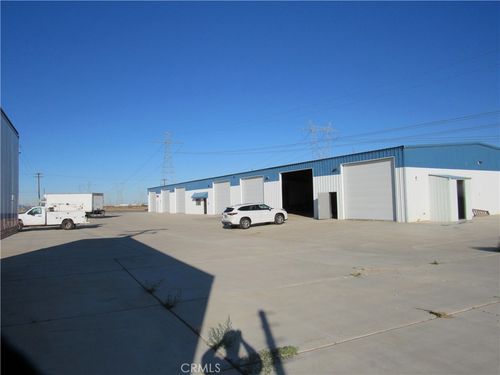 12080 Rancho Rd, Adelanto, CA, 92301-2718 | Card Image