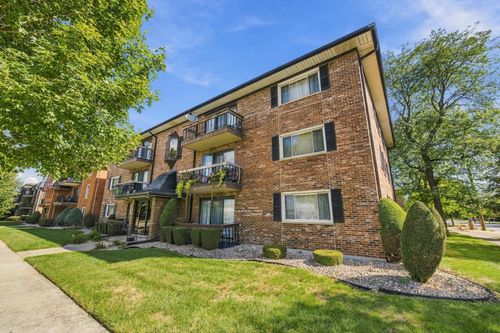 3b-10851 S Keating Ave, Oak Lawn, IL, 60453-5468 | Card Image