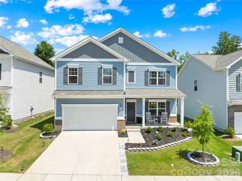 6230 Gala Ln, Charlotte, NC, 28215-2275 | Card Image