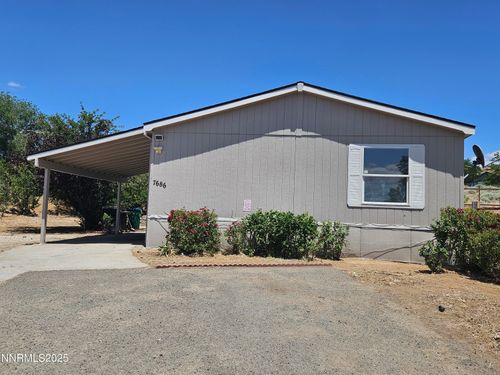 7686 N Lytton Ct, Reno, NV, 89506-5730 | Card Image