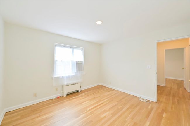 APT-23 - 461 Heath Pl, Condo with 2 bedrooms, 1 bathrooms and null parking in Hackensack NJ | Image 17