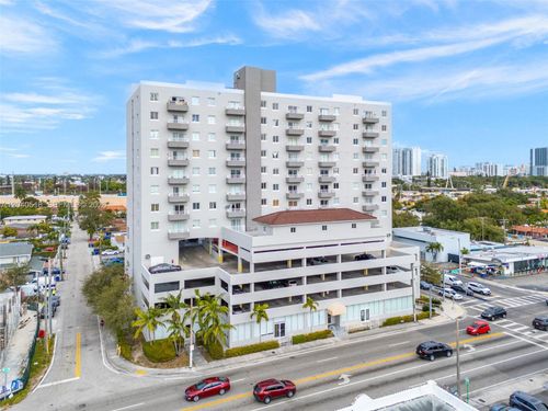 1109-2217 Nw 7th St, Miami, FL, 33125-3330 | Card Image