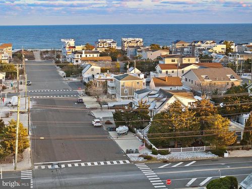 1718 N Central Ave, Surf City, NJ, 08008-5408 | Card Image