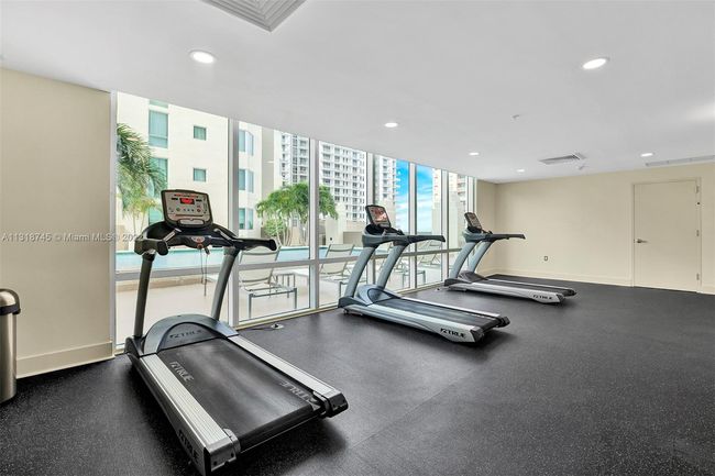 APT-2109 - 9055 Sw 73 Rd Ct, Condo with 3 bedrooms, 2 bathrooms and null parking in Pinecrest FL | Image 32