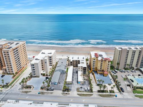 203-3807 S Atlantic Ave, DAYTONA BEACH, FL, 32118-7757 | Card Image
