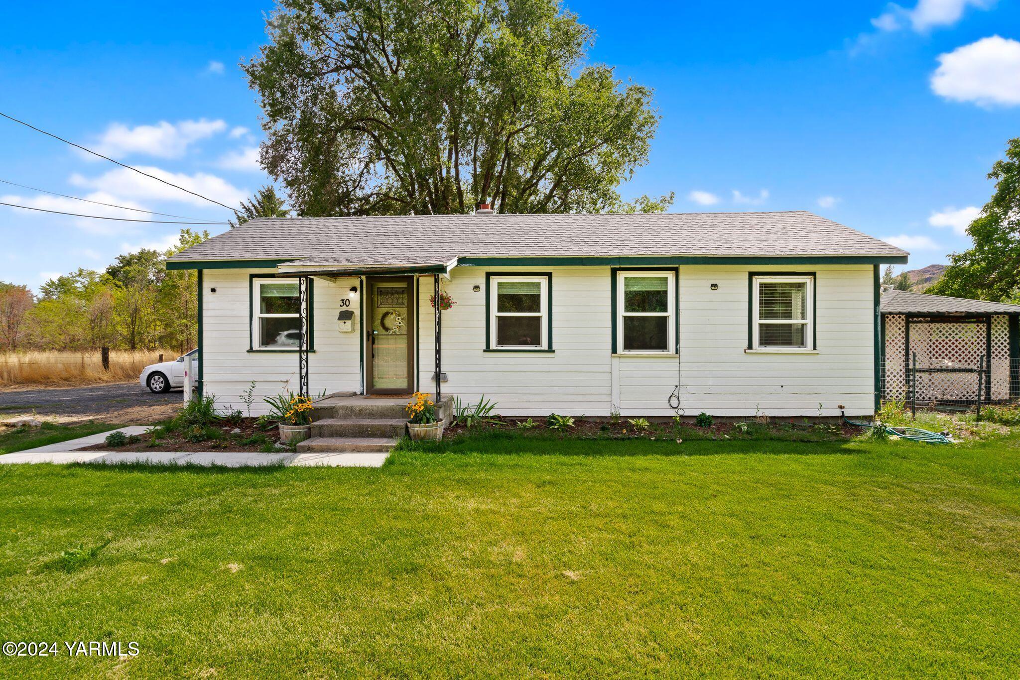 Craig Rd, Naches, WA 98937