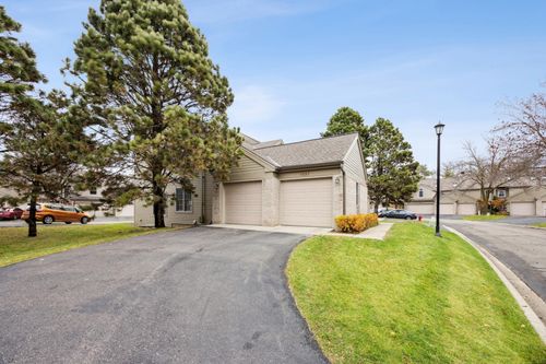 1637 Rose Hill Circle, Lauderdale, MN, 55108 | Card Image