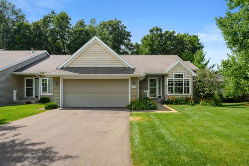 1450 Tanager Ln, Kalamazoo, MI, 49009-2851 | Card Image