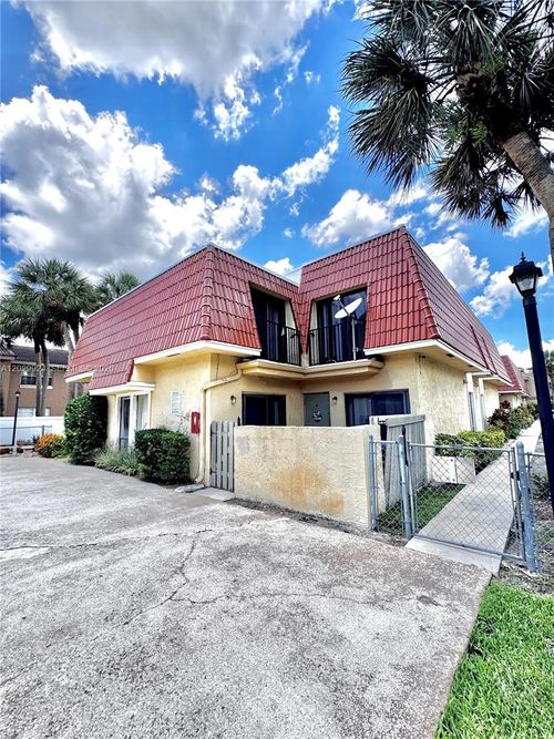 40-4240 Nw 114th Ter, Coral Springs, FL, 33065-7262 | Card Image