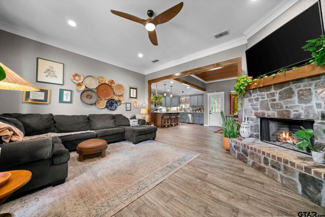 14083 Twin Ranch Rd, House other with 4 bedrooms, 2 bathrooms and null parking in Tyler TX | Image 5