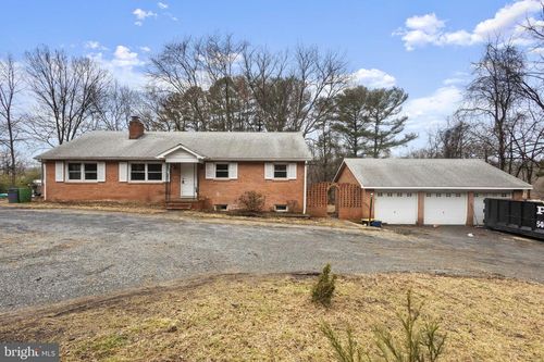 15651 Berlin Tpke, HILLSBORO, VA, 20132-2924 | Card Image