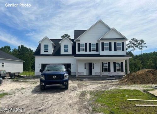 124 Woodford Dr, Jacksonville, NC, 28540-8079 | Card Image