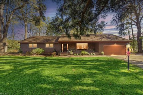 109 Rebecca Dr, Seaford, VA, 23696-2315 | Card Image